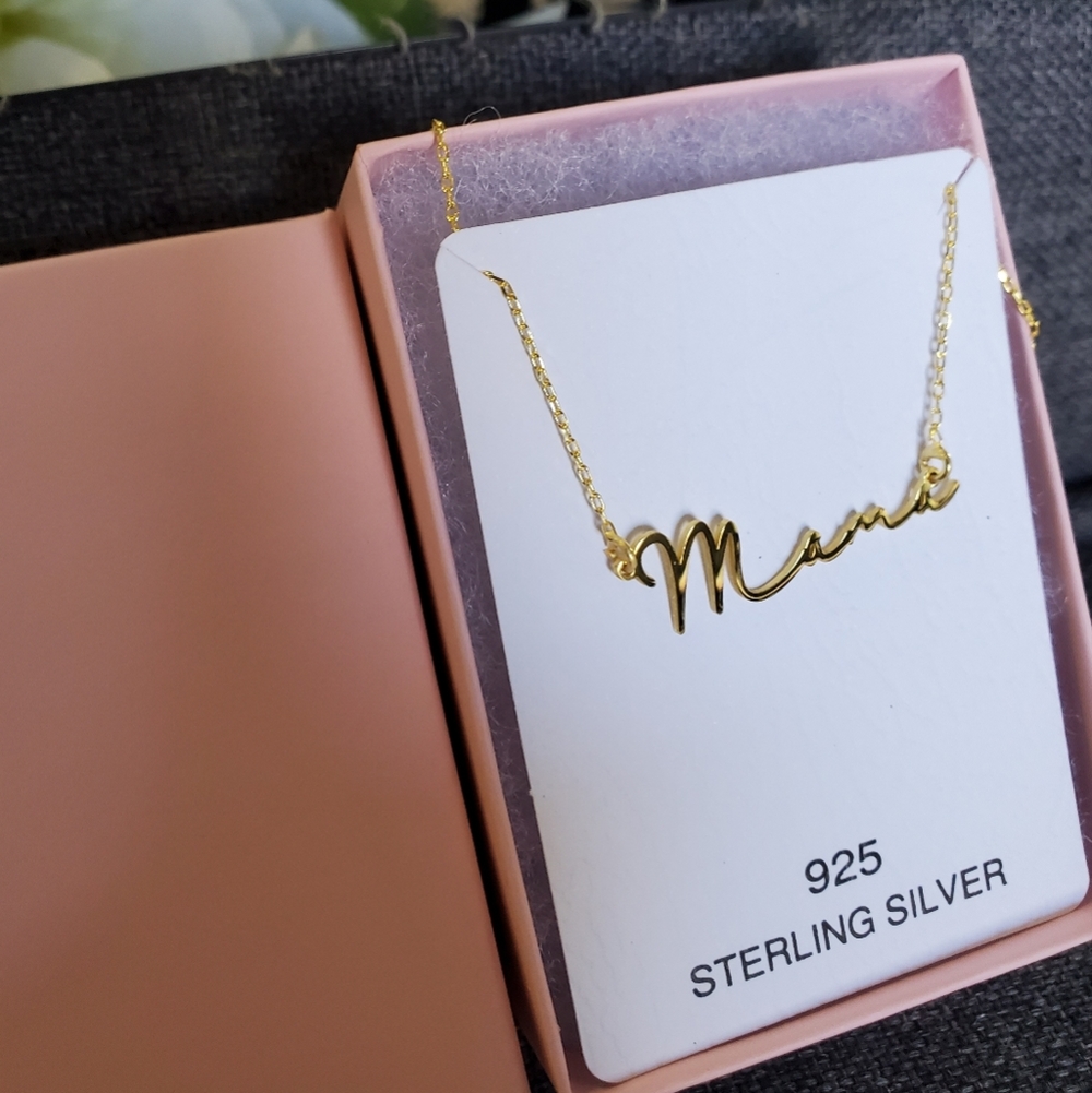 Mama Initial Necklace - Picture 5 of 9